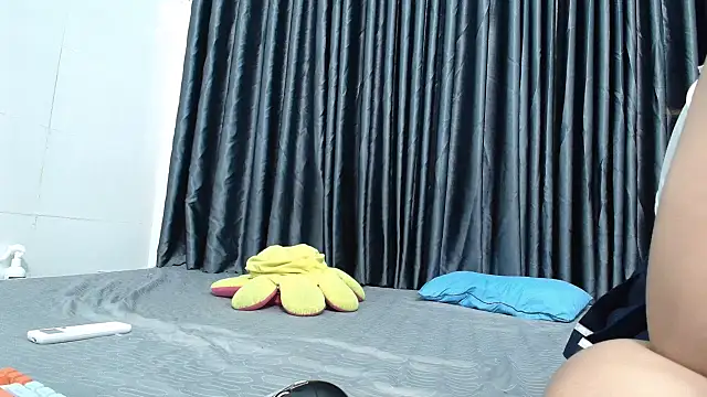 Snapshot of Grass_99 chatting on 25, 11, 2025 Grass 99 online show from 25, 11, 2025