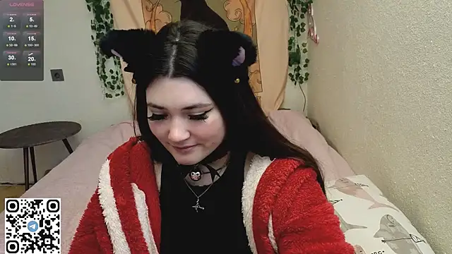 Snapshot of mirana_blade chatting on 1, 11, 2025 mirana blade online show from 1, 11, 2025