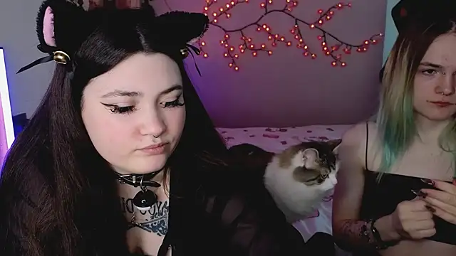 Snapshot of mirana_blade chatting on 24, 2, 2026 mirana blade online show from 24, 2, 2026