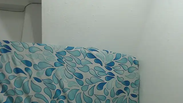 Lily Jone7 online show from 1, 11, 2025