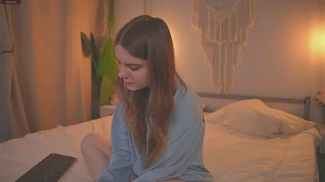 Lu  Lane online show from 16, 10, 2025