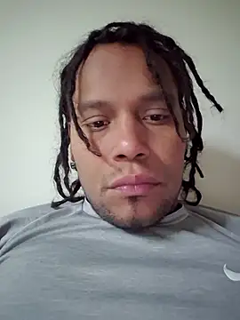 Snapshot of uratre chatting on 5, 1, 2026 uratre online show from 5, 1, 2026