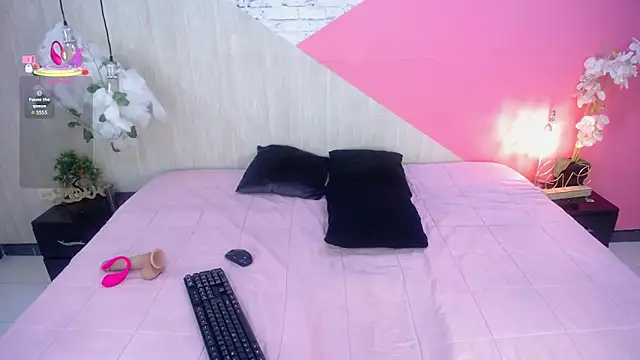 Snapshot of sophia_brunette_ chatting on 22, 12, 2025 sophia brunette online show from 22, 12, 2025