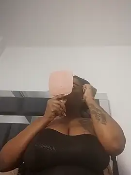 SheilaCoopers  online show from 30, 4, 2026