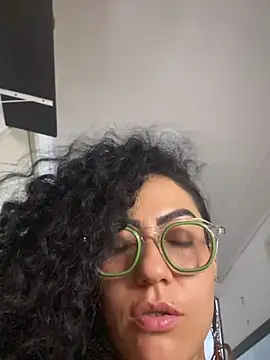 Snapshot of Koral369 chatting on 4, 8, 2026 Koral369 online show from 4, 8, 2026