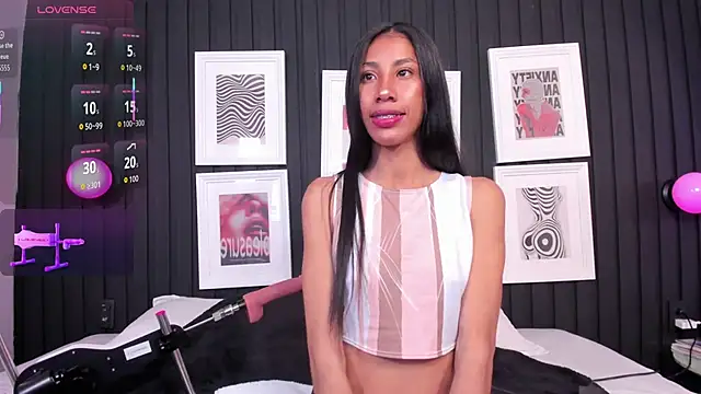 chiara evanns online show from 7, 10, 2025