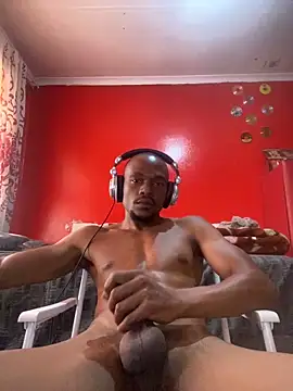 Snapshot of BaggyDirt chatting on 6, 10, 2025 BaggyDirt online show from 6, 10, 2025