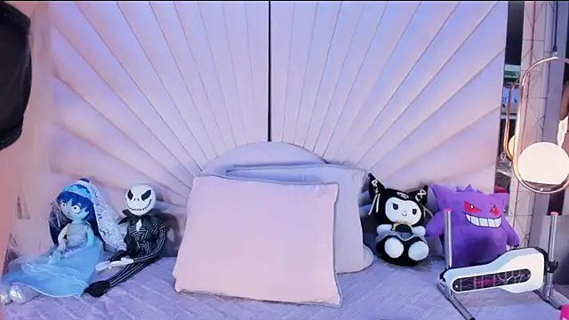 VesperVelvet online show from 22, 3, 2026