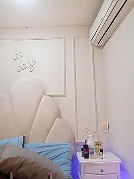 Snapshot of Kaylachannell chatting on 5, 2, 2026 Kaylachannell online show from 5, 2, 2026