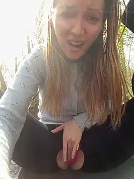 Snapshot of FayeFlame chatting on 16, 4, 2026 FayeFlame online show from 16, 4, 2026