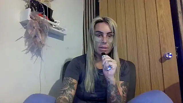 poppyinga1 online show from 23, 2, 2026