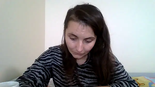 DInaraXRose online show from 10, 9, 2025