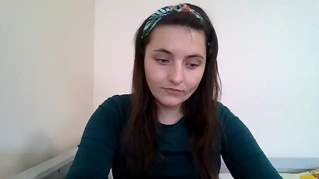 DInaraXRose online show from 6, 11, 2025