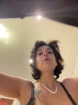 Piggiteablacktea online show from 22, 12, 2025