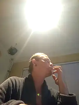 piercingpik online show from 25, 9, 2025