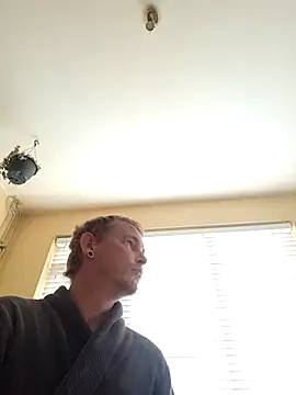 piercingpik online show from 5, 10, 2025