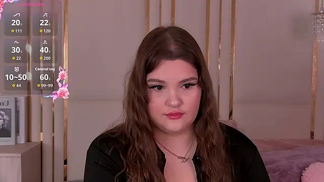 Snapshot of EmilyHyde chatting on 28, 5, 2026 EmilyHyde online show from 28, 5, 2026