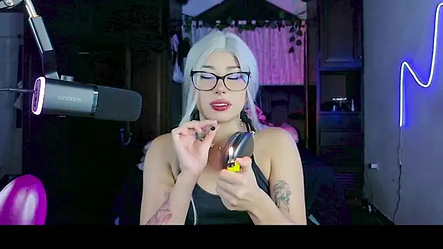 Shisuku Sophi online show from 23, 11, 2025