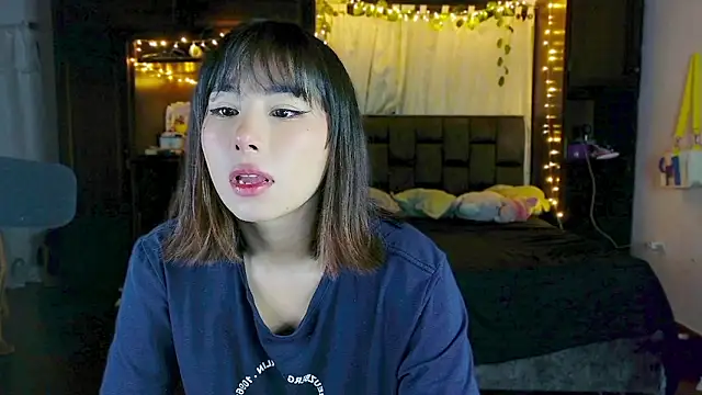 Snapshot of Shisuku_Sophi chatting on 20, 2, 2026 Shisuku Sophi online show from 20, 2, 2026