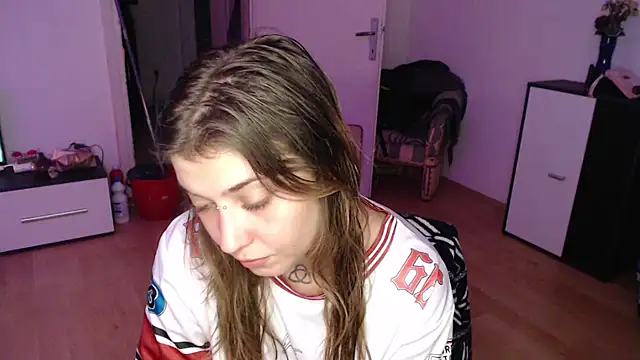 Aliens4twenty online show from 7, 11, 2025