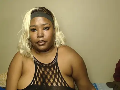 Snapshot of SexyEbonyy_ chatting on 6, 10, 2025 SexyEbonyy online show from 6, 10, 2025