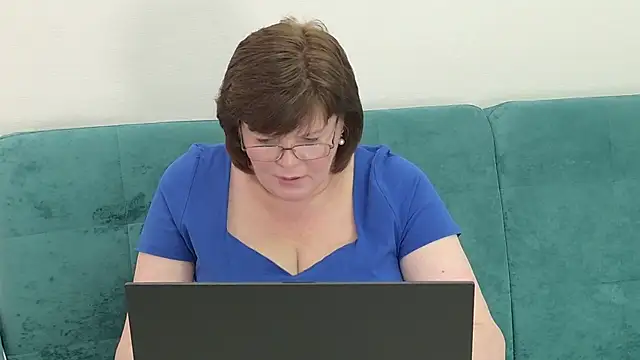 Sandra Sunrise online show from 10, 11, 2025