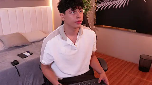 Ethan occonor online show from 21, 10, 2025