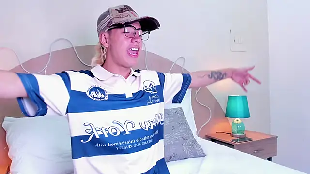 Enrrixxx  online show from 16, 11, 2025