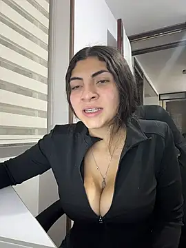 Snapshot of arieel__722 chatting on 9, 11, 2025 arieel 722 online show from 9, 11, 2025