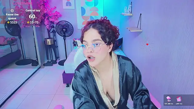 Snapshot of Maggy_t18 chatting on 7, 7, 2026 Maggy t18 online show from 7, 7, 2026