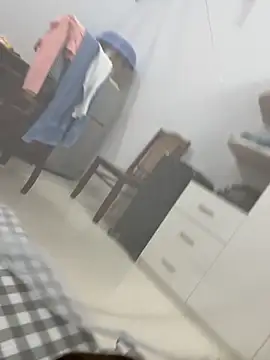 Snapshot of PhuongNhi21 chatting on 20, 10, 2025 PhuongNhi21 online show from 20, 10, 2025