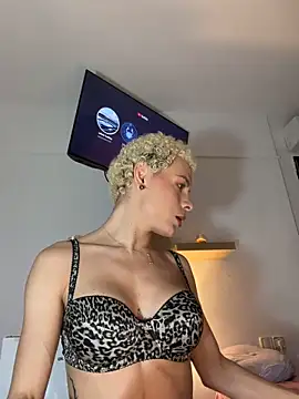 Snapshot of Valeriathonson chatting on 2, 3, 2026 Valeriathonson online show from 2, 3, 2026