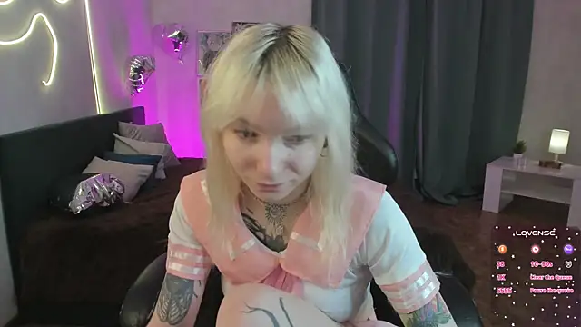 Snapshot of tattoo_art_baby chatting on 5, 6, 2026 tattoo art baby online show from 5, 6, 2026
