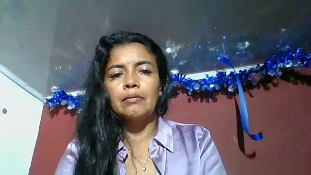 Snapshot of DianaOchoa_ chatting on 29, 11, 2025 DianaOchoa online show from 29, 11, 2025