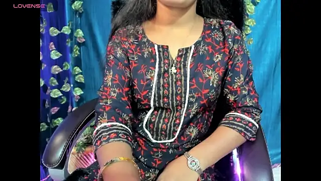 Snapshot of Forever_Love2025 chatting on 28, 10, 2025 Forever Love2025 online show from 28, 10, 2025