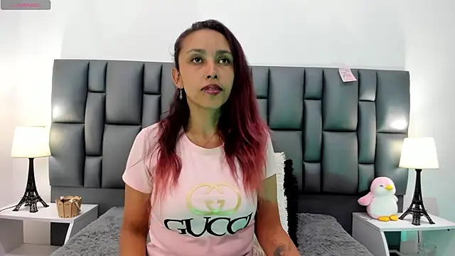 Snapshot of valeriasweet_ chatting on 2, 12, 2025 valeriasweet online show from 2, 12, 2025