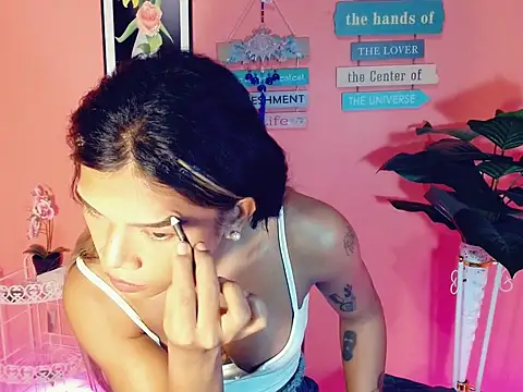 Sweet ThaliaXX online show from 9, 9, 2025