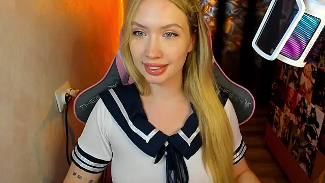 Snapshot of NicoleRiccii chatting on 30, 10, 2025 NicoleRiccii online show from 30, 10, 2025