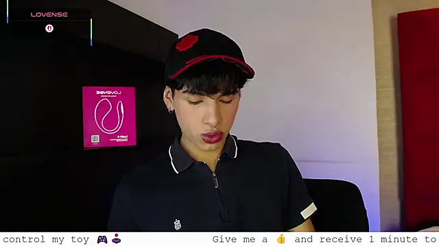 Snapshot of Ezra_Storm chatting on 28, 9, 2025 Ezra Storm online show from 28, 9, 2025