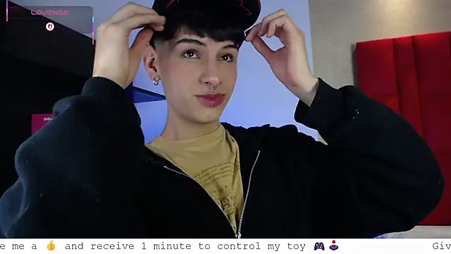 Snapshot of Ezra_Storm chatting on 4, 10, 2025 Ezra Storm online show from 4, 10, 2025
