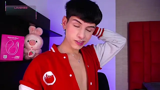 Ezra Storm online show from 12, 1, 2026