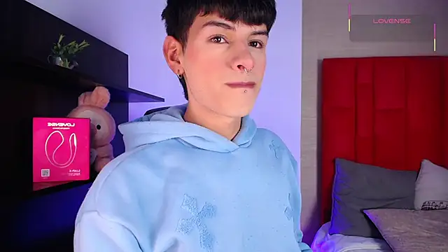 Ezra Storm online show from 11, 2, 2026