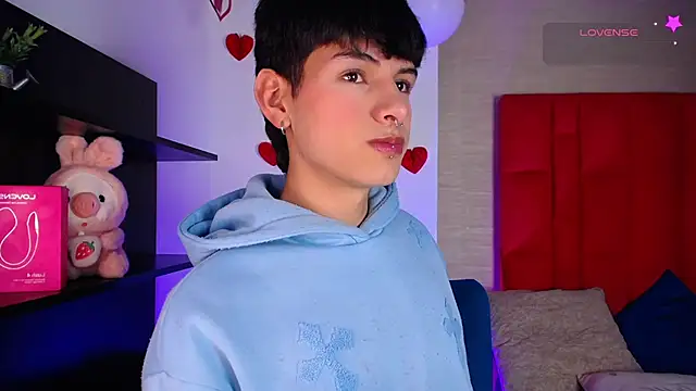 Ezra Storm online show from 19, 2, 2026