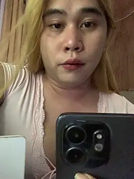 Snapshot of stacykush chatting on 15, 4, 2026 stacykush online show from 15, 4, 2026