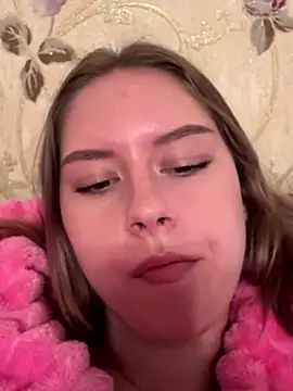 Tomyris yuki online show from 3, 11, 2025