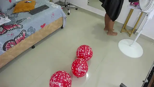 MiiaSmith   online show from 20, 9, 2025