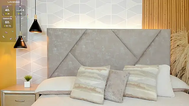 Snapshot of Jade_Whisper chatting on 16, 10, 2025 Jade Whisper online show from 16, 10, 2025