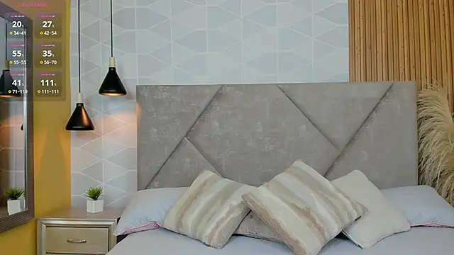 Snapshot of Jade_Whisper chatting on 30, 10, 2025 Jade Whisper online show from 30, 10, 2025