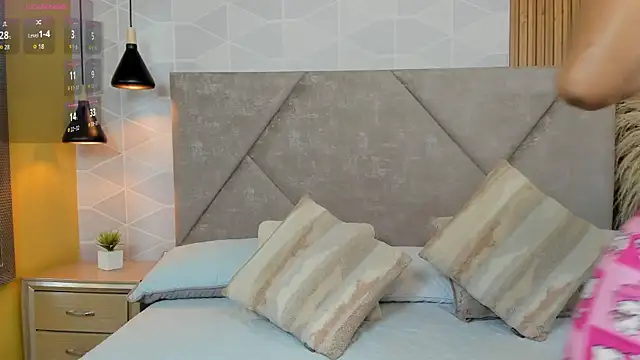 Snapshot of Jade_Whisper chatting on 31, 10, 2025 Jade Whisper online show from 31, 10, 2025