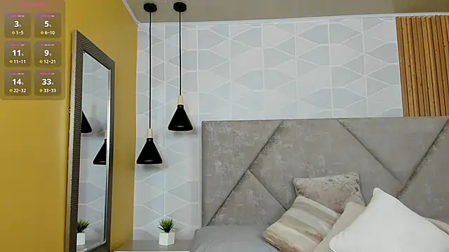 Snapshot of Jade_Whisper chatting on 5, 11, 2025 Jade Whisper online show from 5, 11, 2025